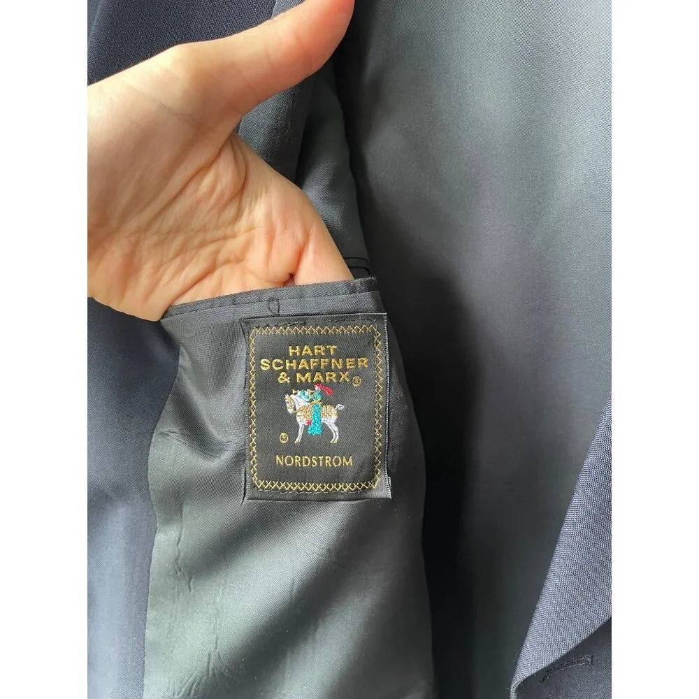 Hart Schaffner Marx Wool Blazer Size 43R Suit‎ Jacket Navy Blue Two Gold Buttons